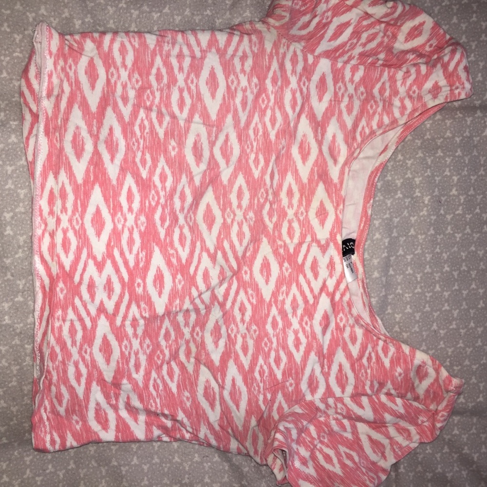 Peach Diamond Design Crop Top